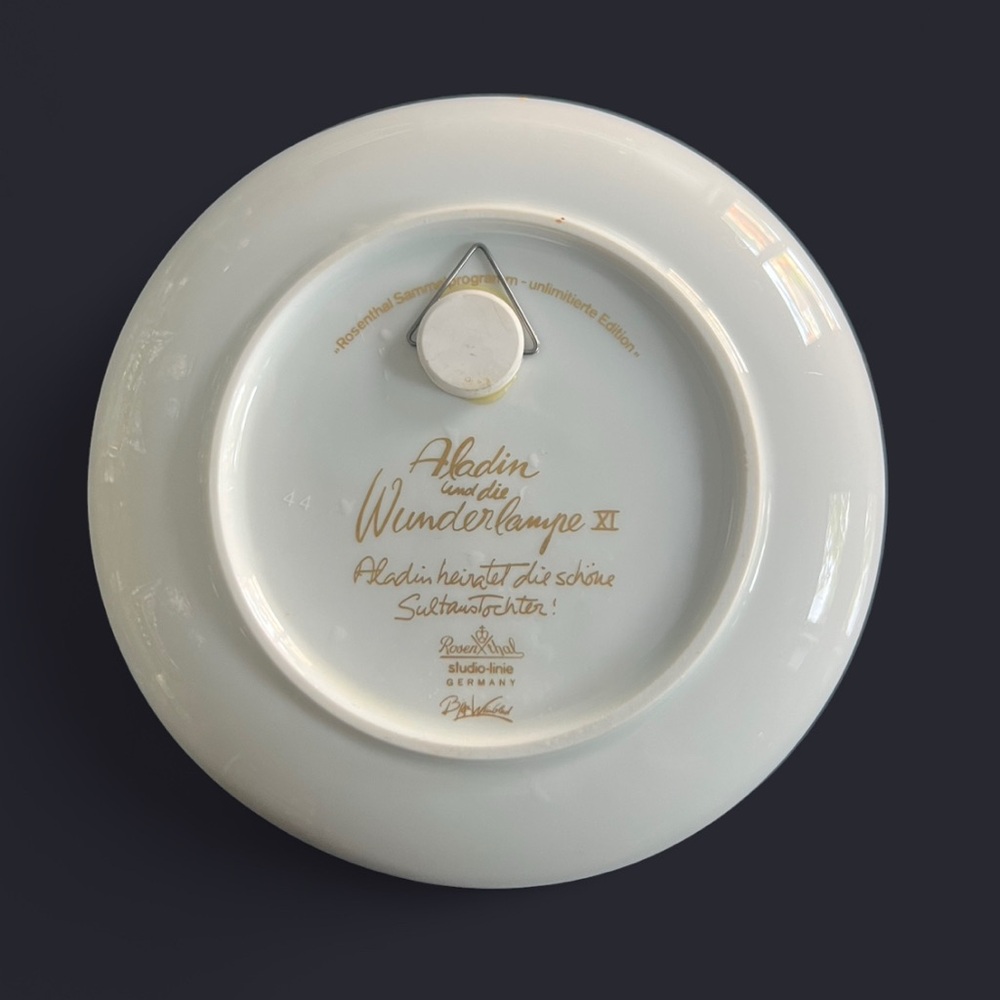 WIINBLAD FOR ROSENTHAL STUDIO-LINIE 'ALADIN' Series Decorative Plate 6.5” - Picture 2 of 4
